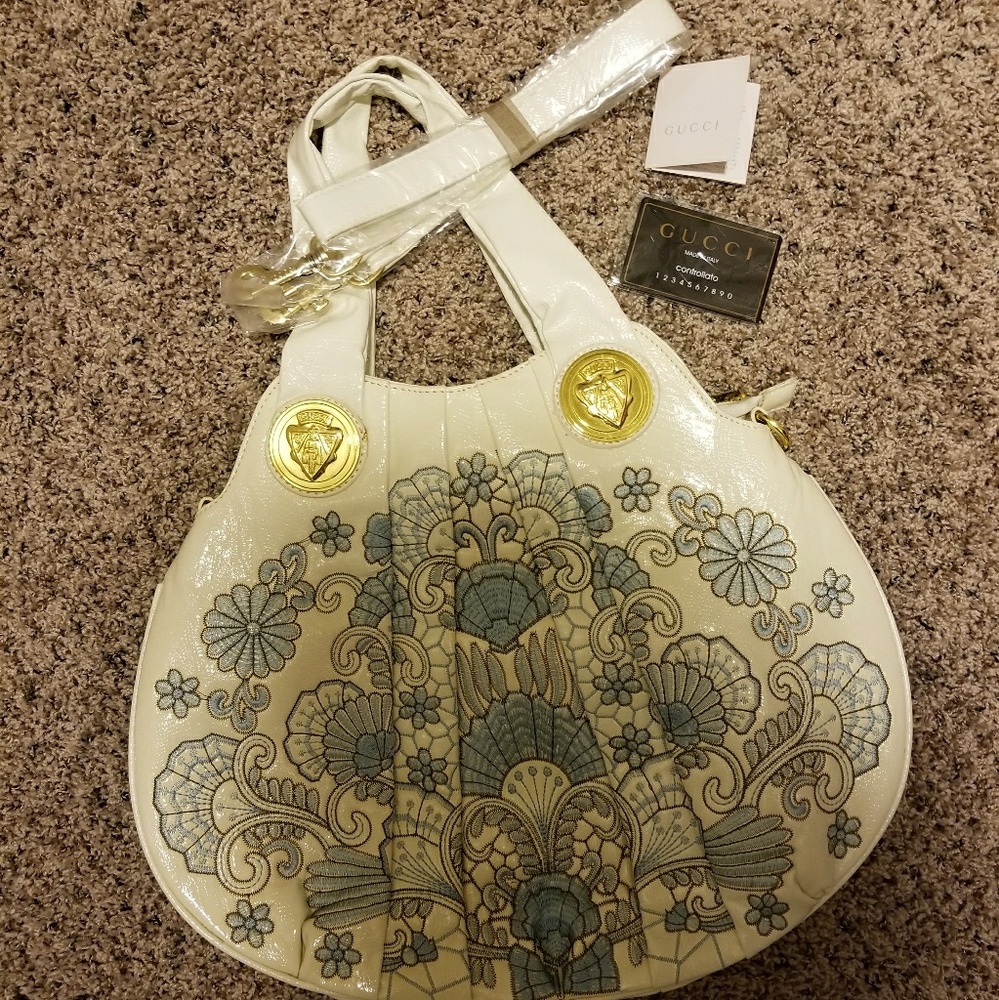 Gucci seashell white leather